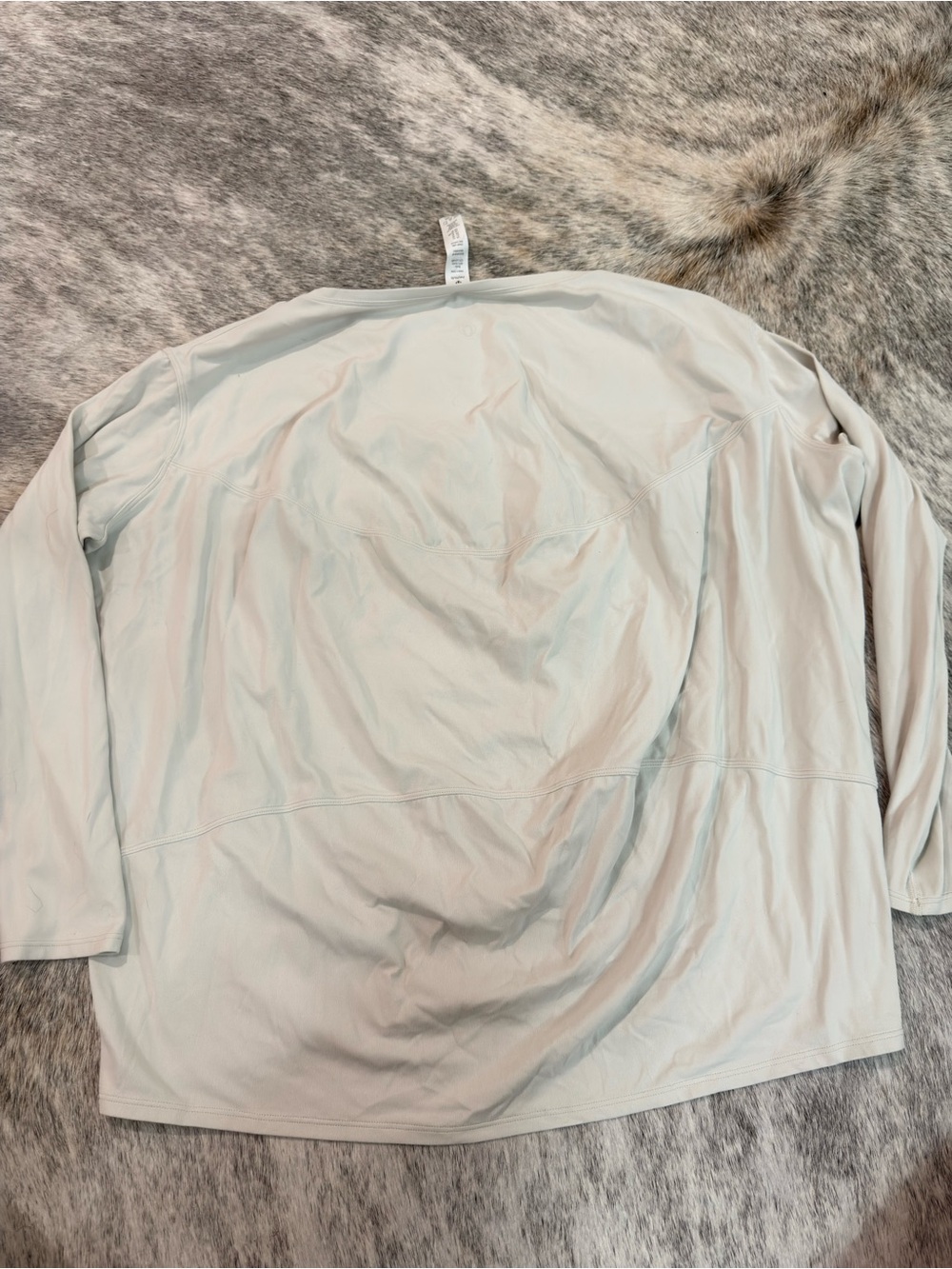 Women’s Long-Sleeve Tee — Light Gray